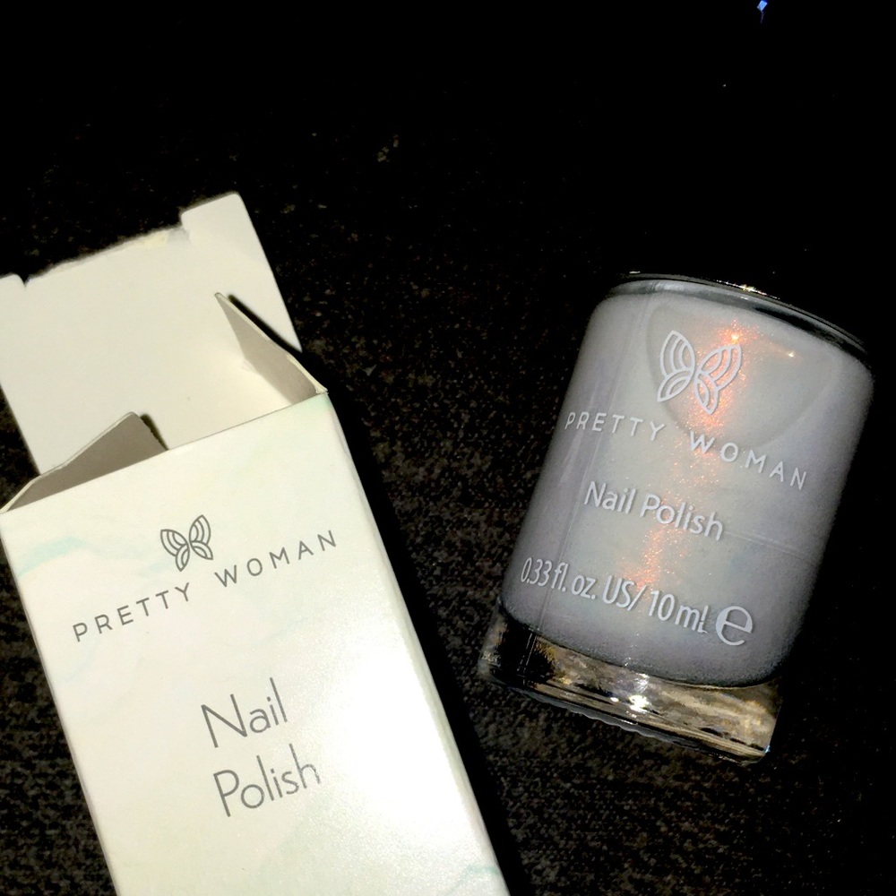 BNWT Ice Queen Vegan Pretty Woman
